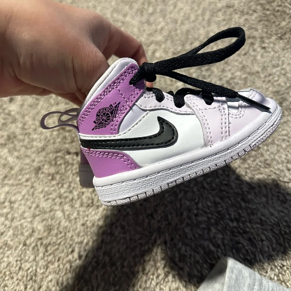 Nike Infant High-Top Sneakers - Picture 3 of 6